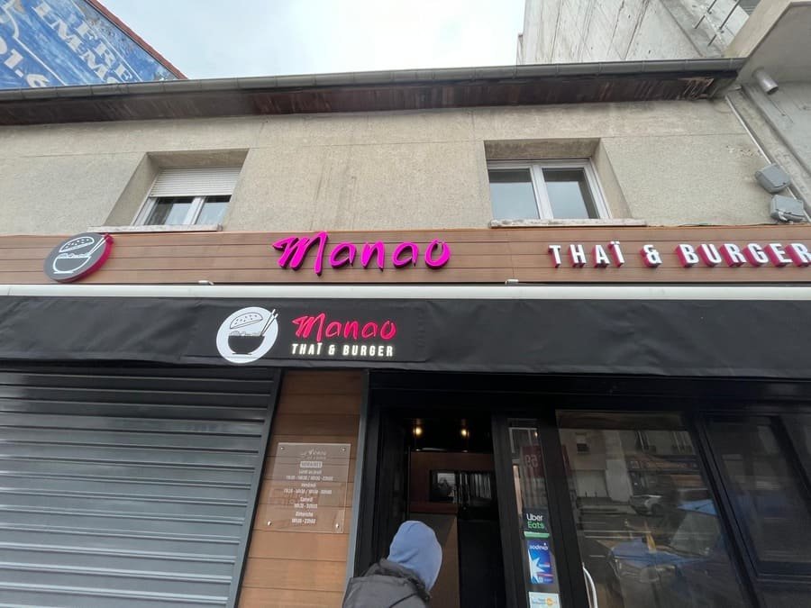 pose enseigne lumineuse magasin facade commerciale installation professionnelle boutique store led neon paris meilleur 14